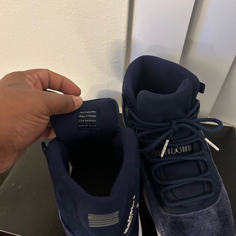 Jordan 11 - Picture 5 of 5